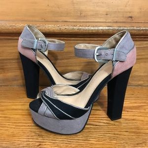 LC Lauren Conrad Suede Heels Size 7.5